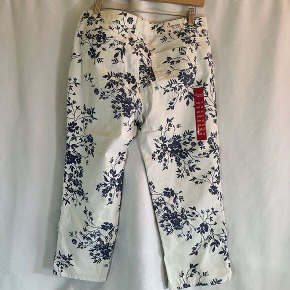 Comfort Denim Women’s Capris New Size 12 Summer Spring Comfort Casual Retail $40 - Picture 10 of 13